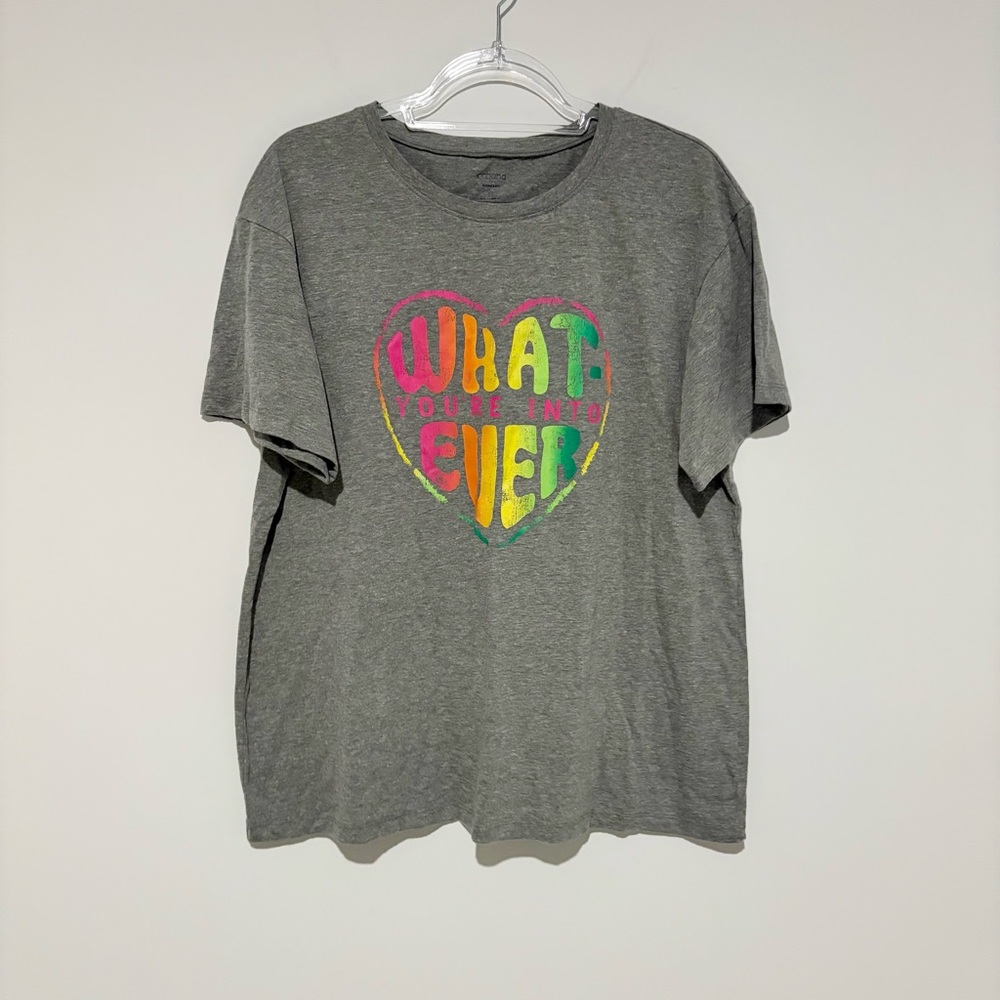 Crown & Ivy cabana whatever you’re into rainbow heart shirt grey size XL
